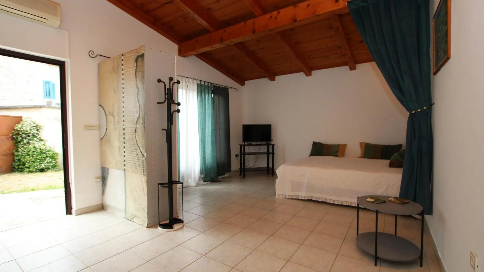 Apartments Sunny Flower 0*, Funtana Chorvatsko